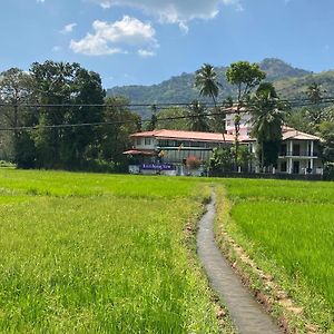 Hotel Spring View Matale Exterior photo