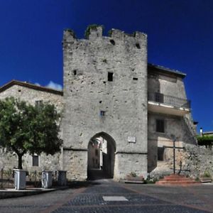 Martinahouse Hotel Vico nel Lazio Exterior photo