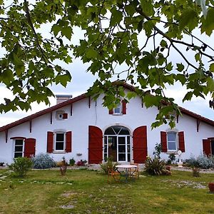 La Coquille Bed and Breakfast Pouillon Exterior photo