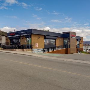 Rodeway Inn Gaspé Exterior photo