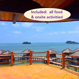 Loola Adventure Resort Teluk Bakau Exterior photo