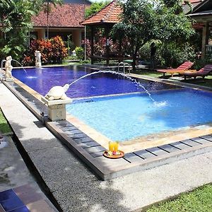 Hotel Puri Nusantara Kuta Lombok Exterior photo