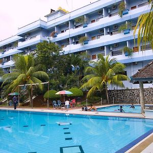 Pelangi Hotel&Resort Tanjung Pinang Exterior photo