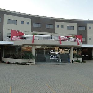 Hotel Portal Carlopolis Exterior photo