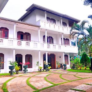 Power Zone Guest House Matale Exterior photo