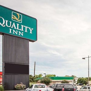 Quality Inn Ponca City Route 77 Exterior photo