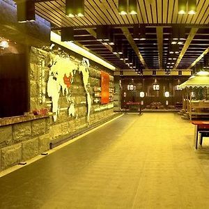 Yema International Business Clubhouse Hotel Urumqi Interior photo