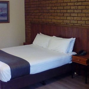 Cardigan Lodge Motel Ballarat Exterior photo