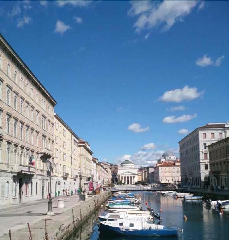 Hotel Centrale Trieste Esterno foto