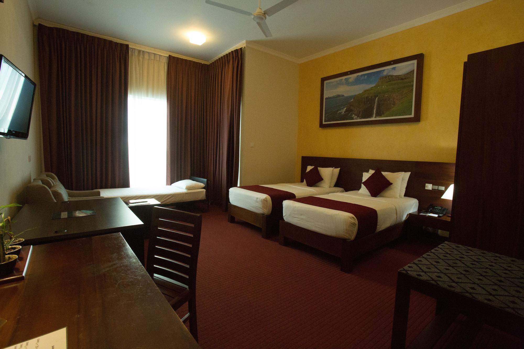 Mirage Colombo Hotel Esterno foto
