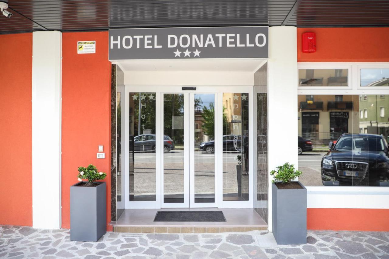 Hotel Donatello Modena Esterno foto