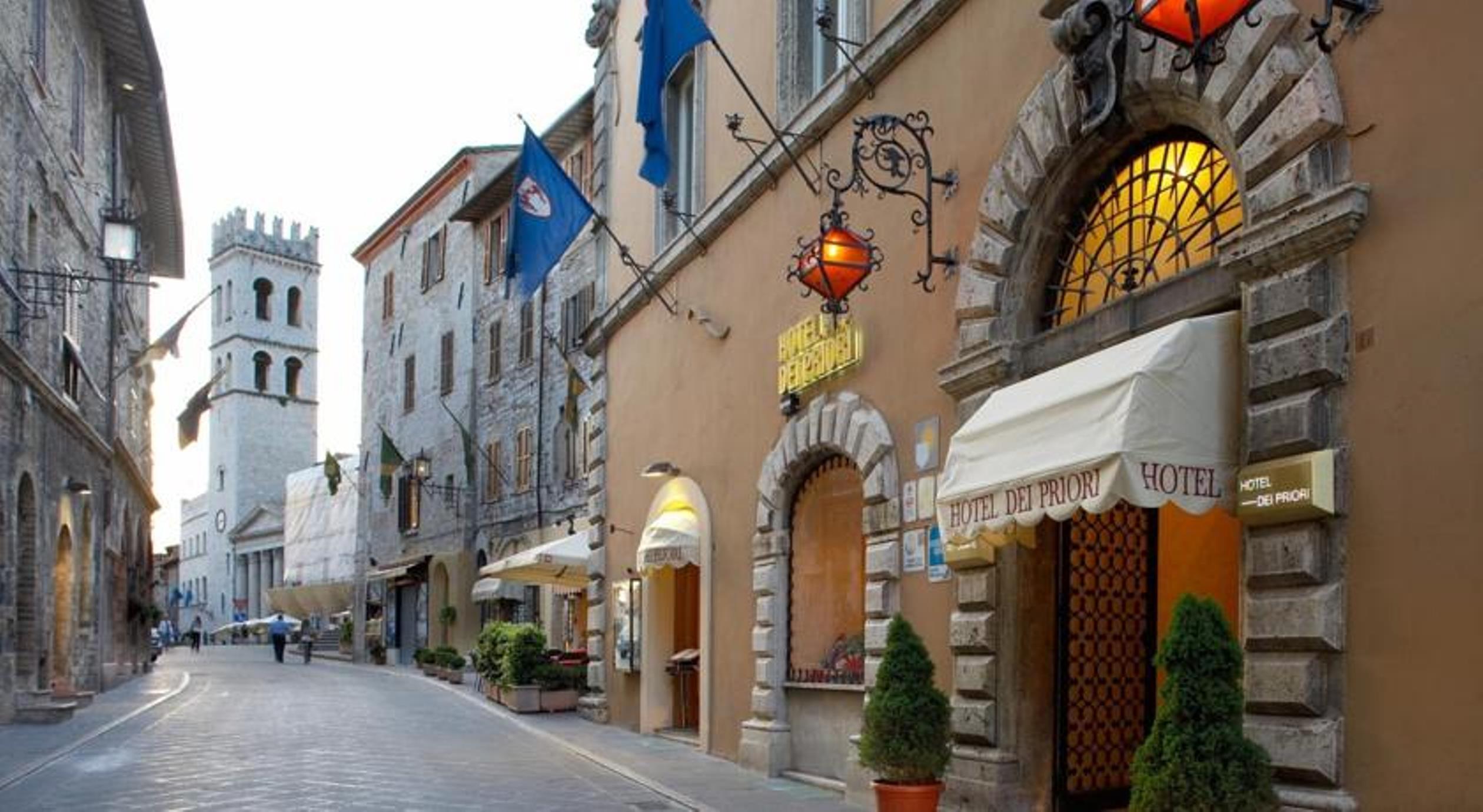 Hotel Dei Priori Assisi Esterno foto