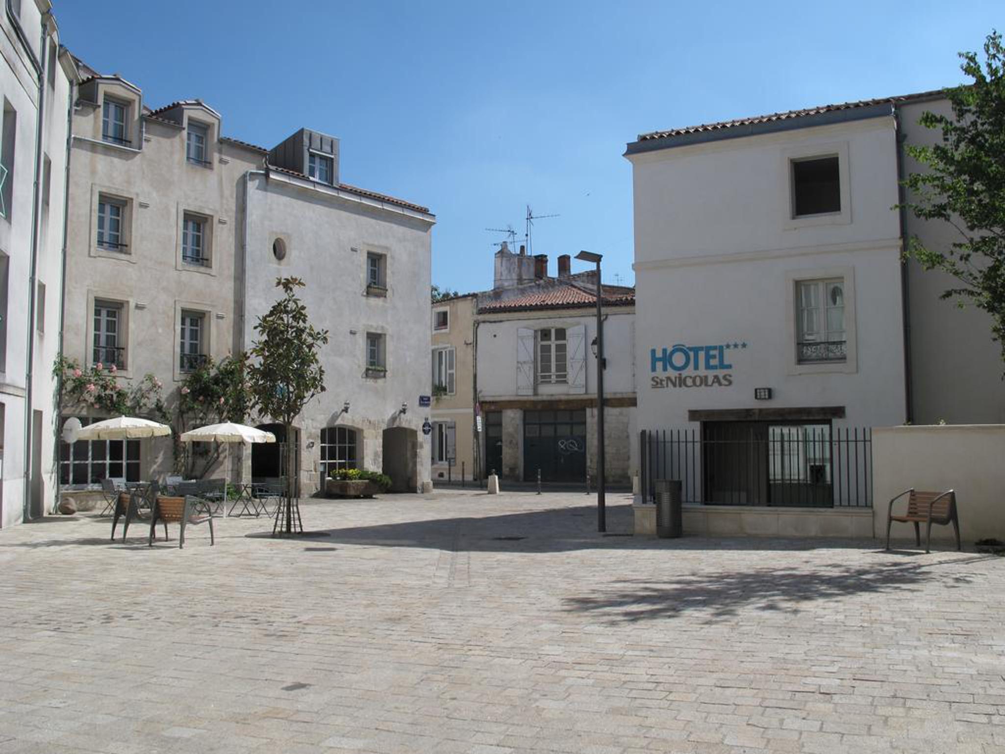Hôtel Saint Nicolas La Rochelle  Esterno foto
