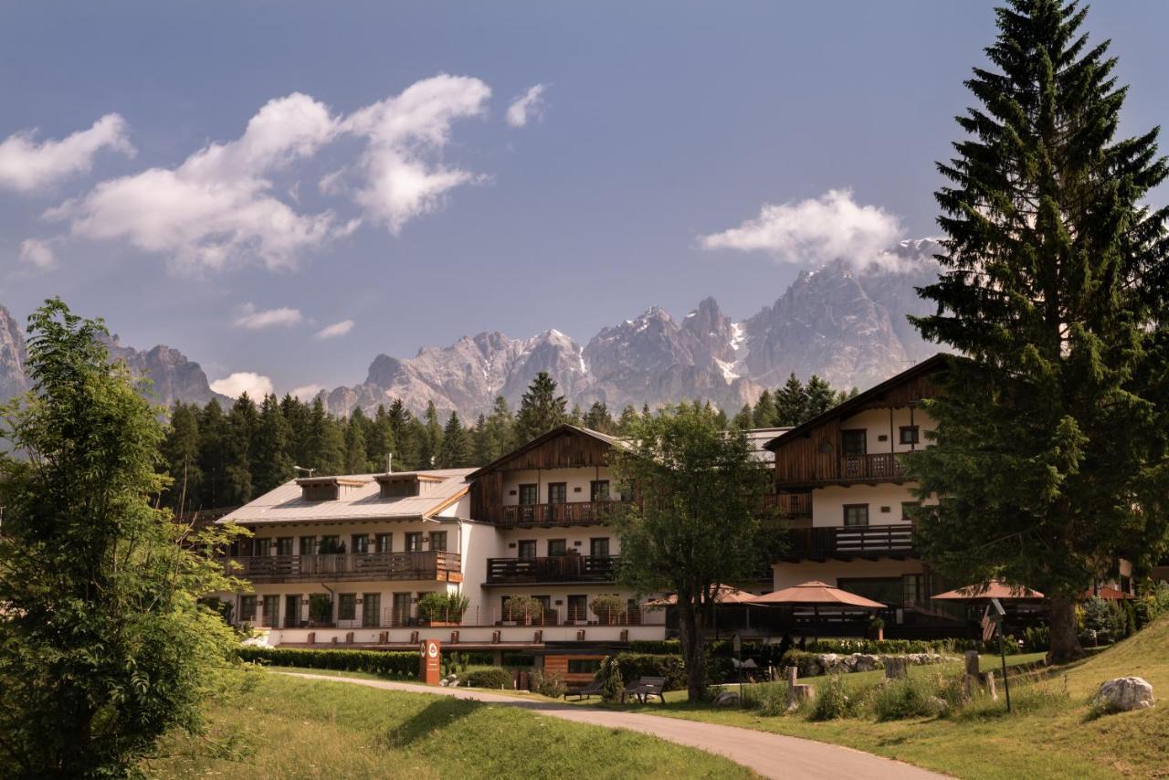 Rosapetra SPA Resort Cortina dʼAmpezzo Esterno foto