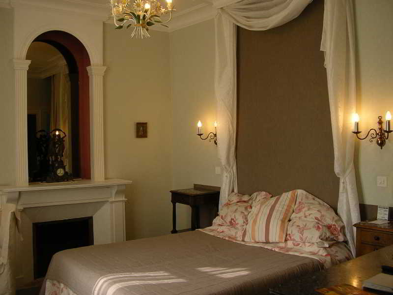 Manoir De La Roche Torin, The Originals Relais Hotel Courtils Esterno foto