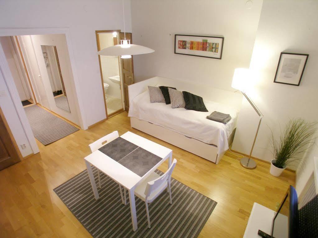 Kotimaailma Apartments Helsinki Esterno foto