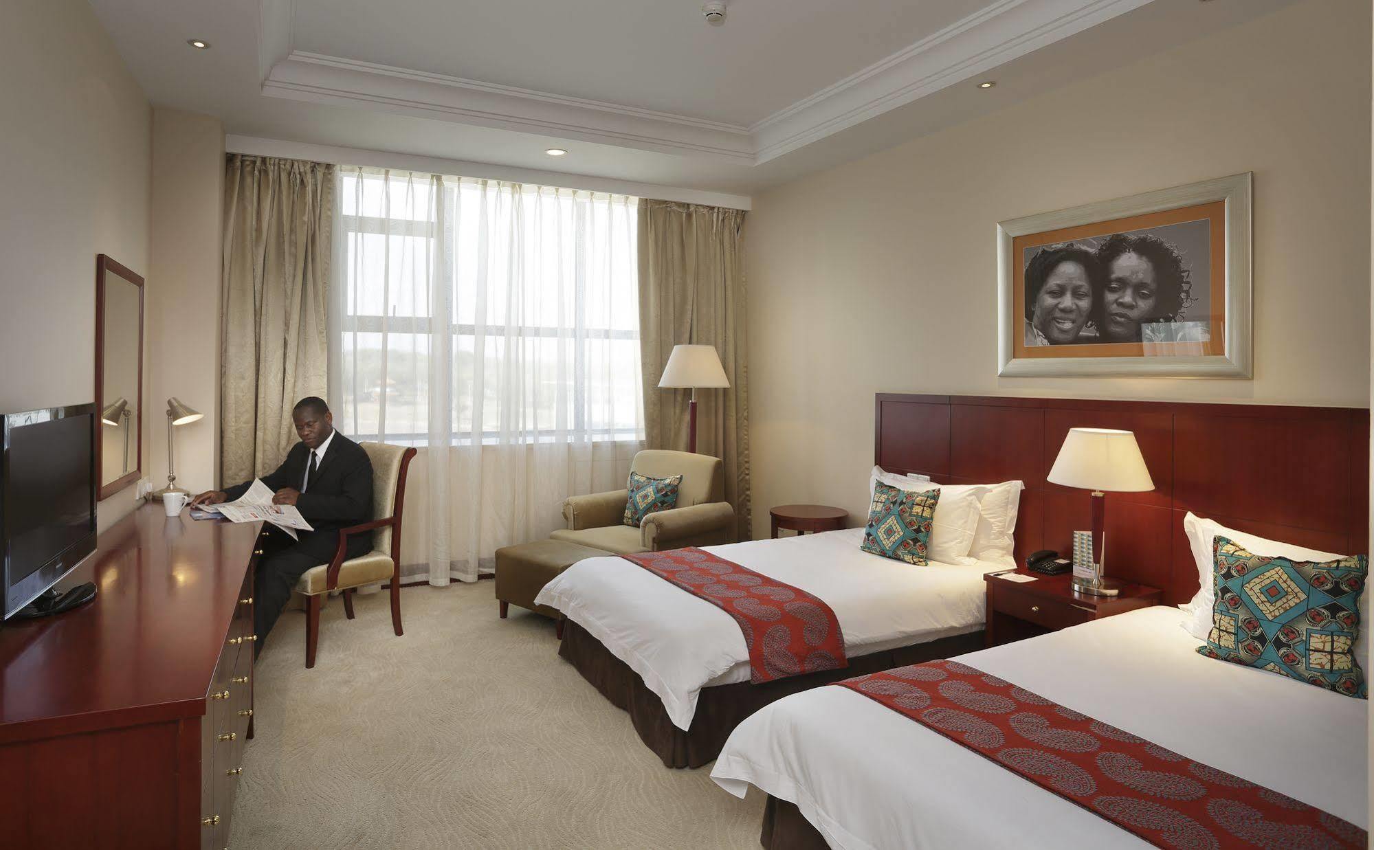 President Hotel at Umodzi Park Lilongwe Esterno foto