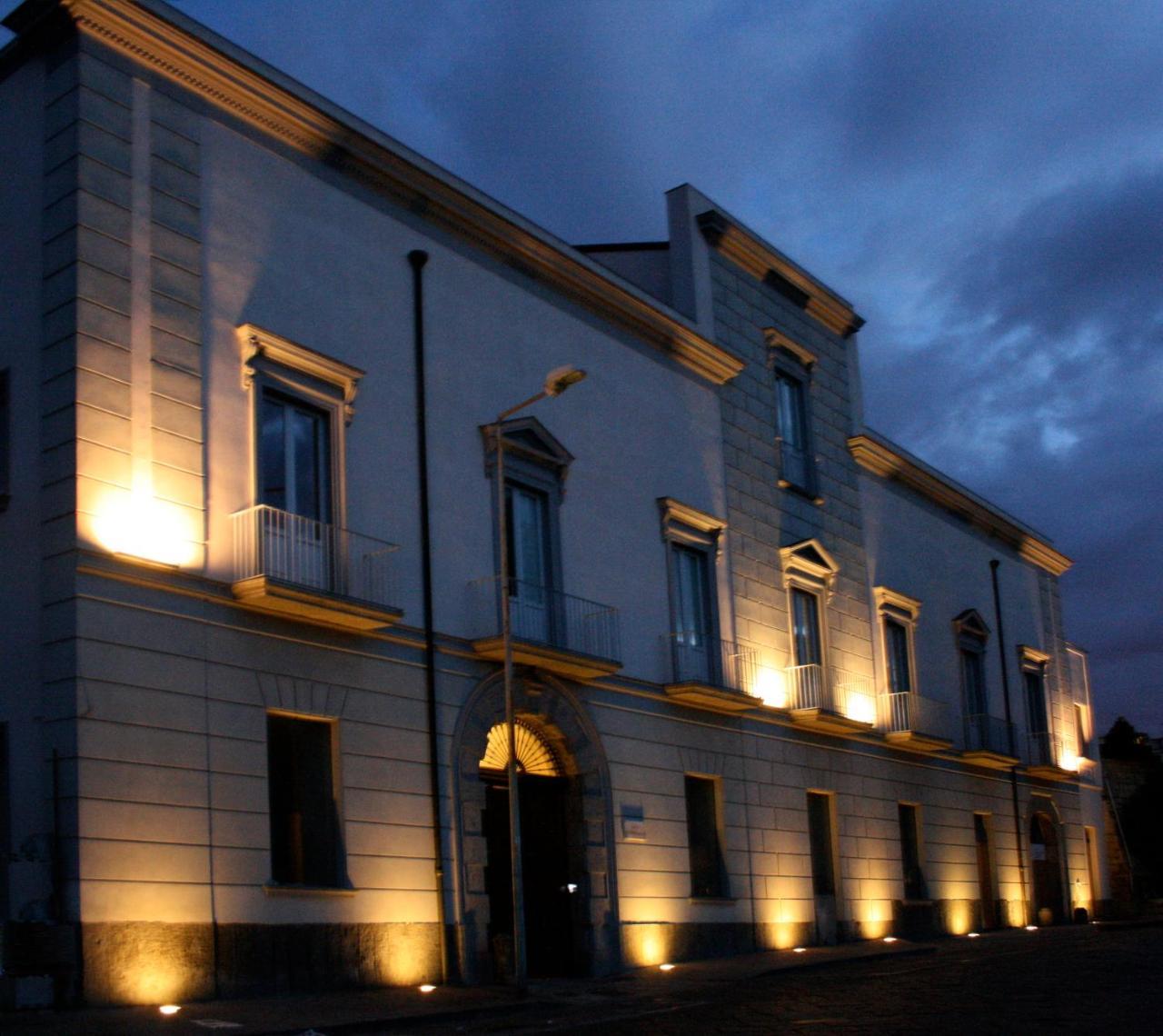 Villa Avellino Historic Residence Pozzuoli Esterno foto