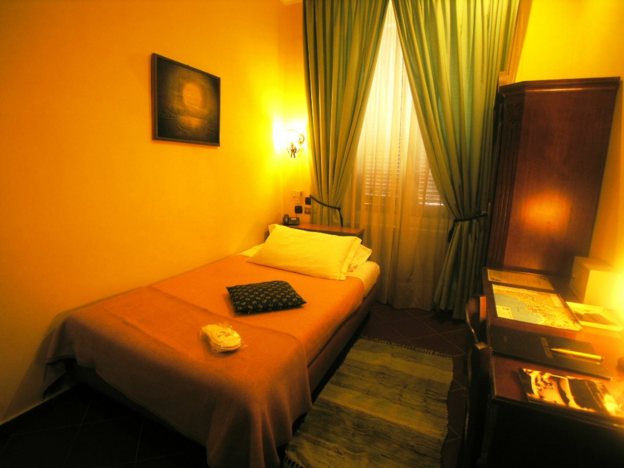 Hotel Toledo Napoli Esterno foto