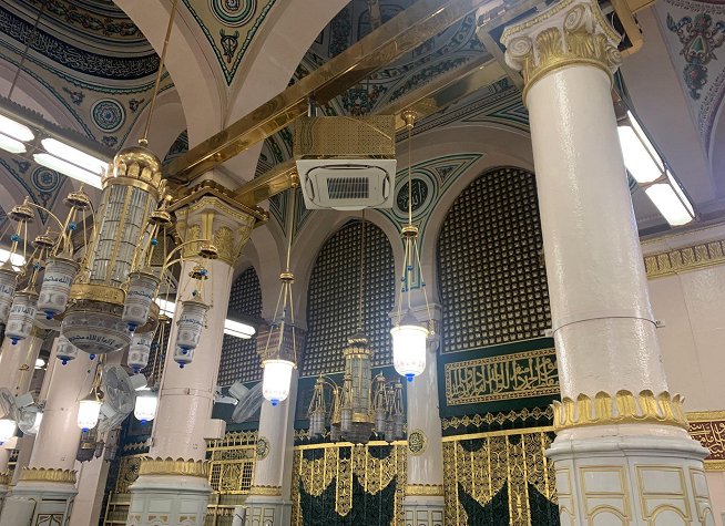 Al-Masjid an-Nabawi photo