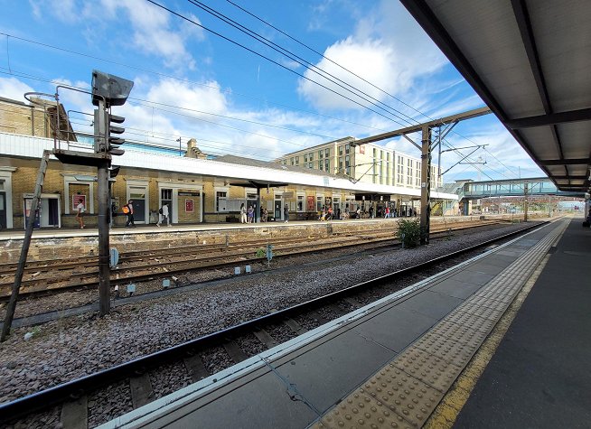 Cambridge Train Station photo