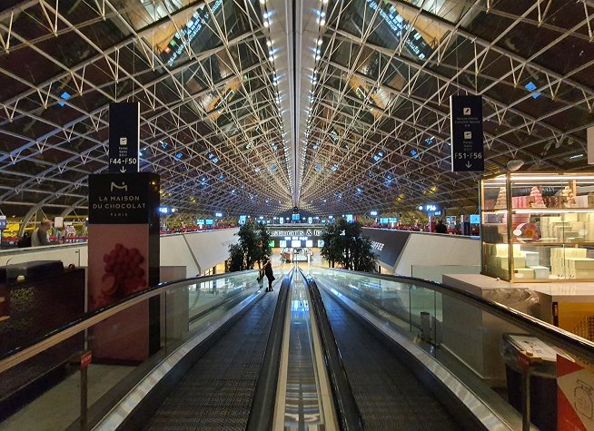 Charles de Gaulle Airport Terminal 2 RER Station photo