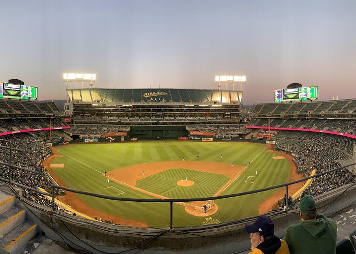 Oakland Coliseum photo