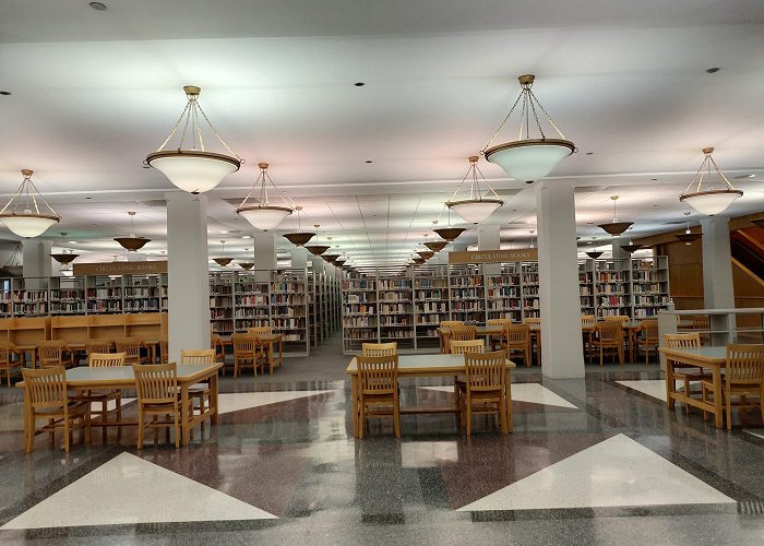 Harold Washington Library Center photo