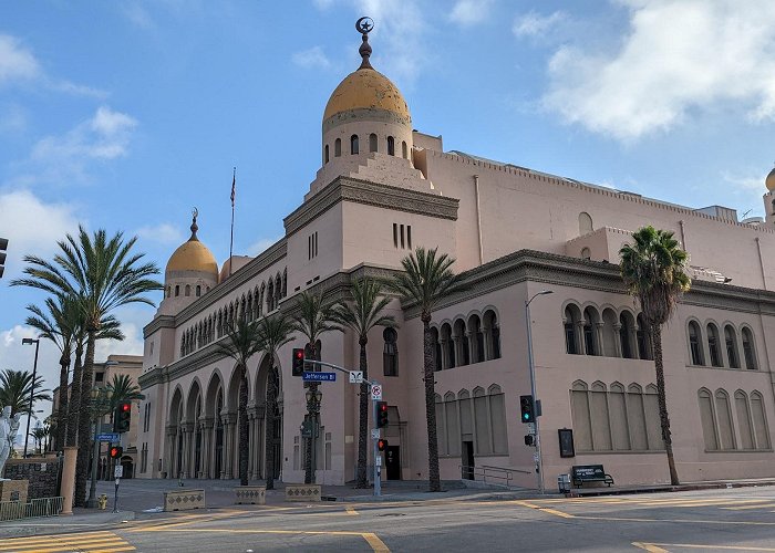 Shrine Auditorium photo