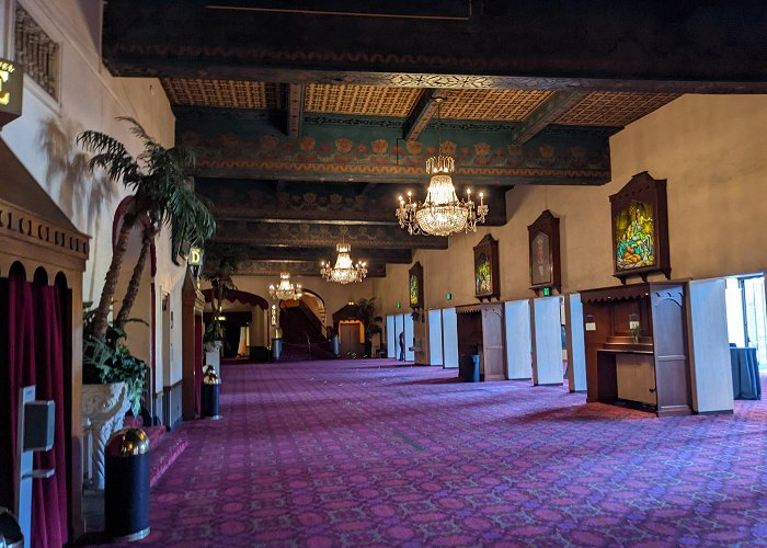 Shrine Auditorium photo