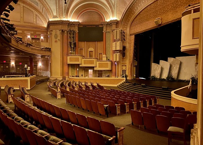 Brooklyn Tabernacle photo