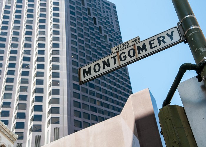 Montgomery Street (Muni Metro) photo