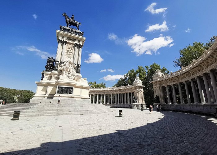 Retiro Park photo