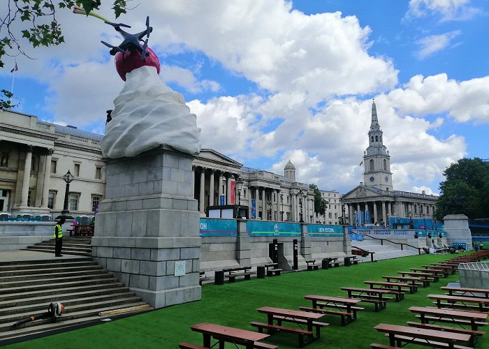 Trafalgar Square photo