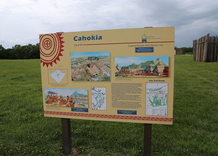 Cahokia Mounds State Historic Site photo