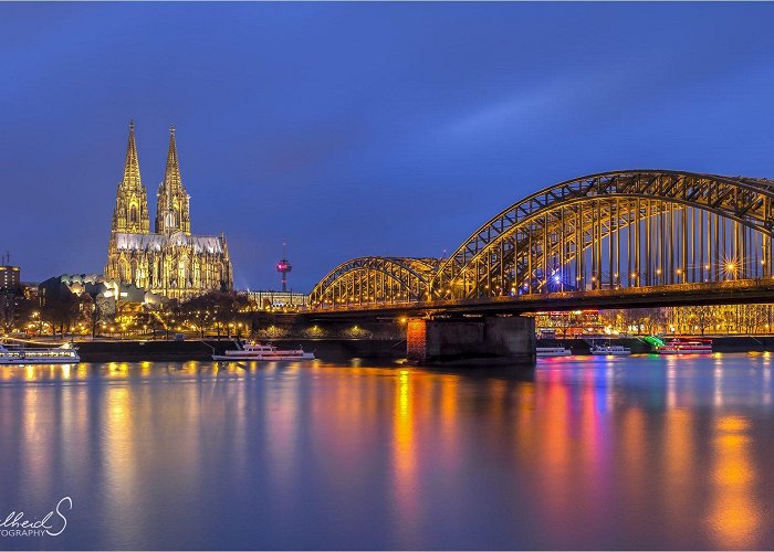 Hohenzollern Bridge Hohenzollern Bridge, Cologne, Germany photo