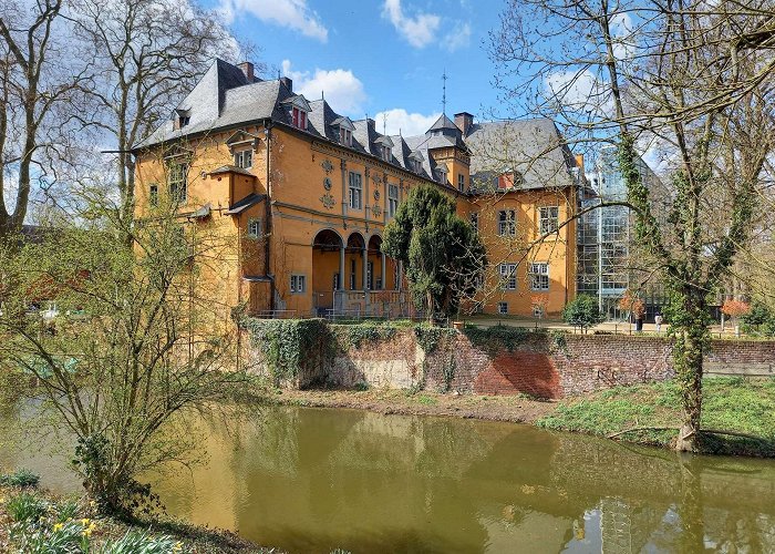 Schloß Rheydt Sanierung Wasserschloss Rheydt photo