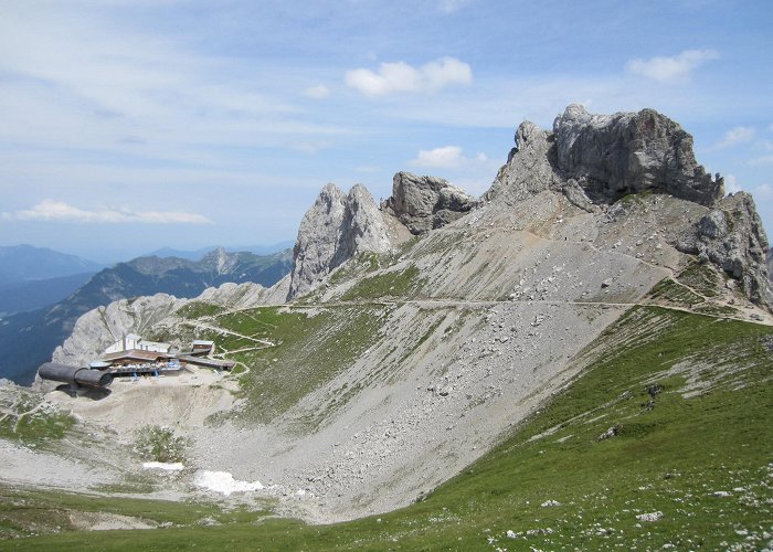 Karwendelbahn Access to Brunnsteinhütte from the Karwendelbahn mountain station ... photo