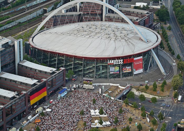 Lanxess Arena Lanxess Arena - Cologne - Arrivalguides.com photo