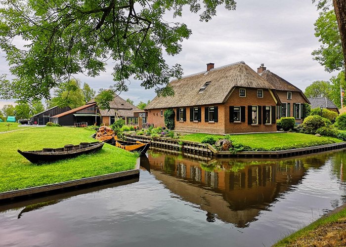 Gloria Maris Schelpengalerie What is unusual about Giethoorn village – HaiHui Story photo