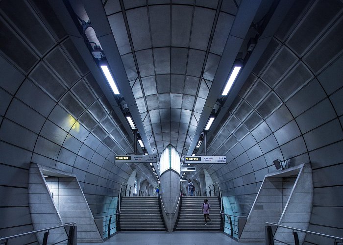 Southwark tube Southwark Station : r/london photo