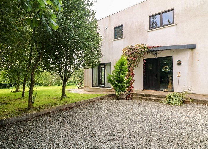 Ballykeenan Pet & Aviary Farm Caim Vacation Rentals, County Wexford: house rentals & more | Vrbo photo