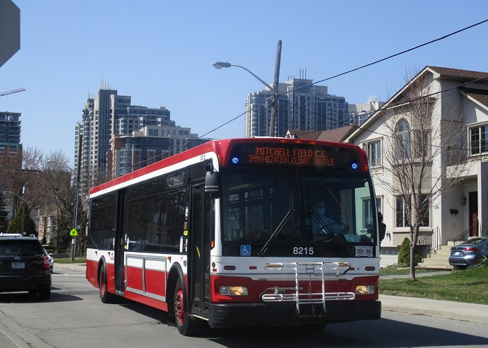 Mitchell Field Arena Transit Toronto Image: 20210412 - 200 Mitchell Field Arena Shuttle ... photo