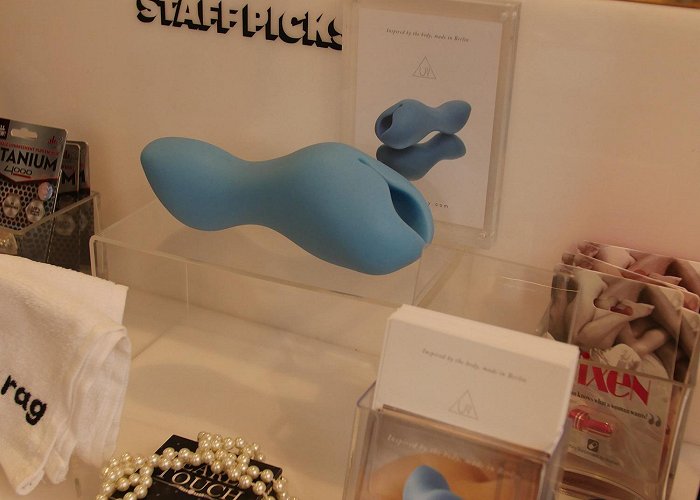 Erotic Museum (Erotik-Museum) PRODUCT OF THE MONTH AT MUSEUM OF SEX NYC! - The Ussy photo