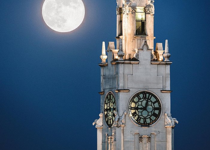 Montreal Clock Tower Yesterday's full moon over Montreal clock tower! : r/montreal photo