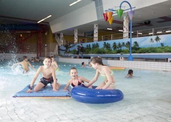 Zwem- En golfbad Aquarena Waterpret in de Hoornse Vaart | Holland Boven Amsterdam photo