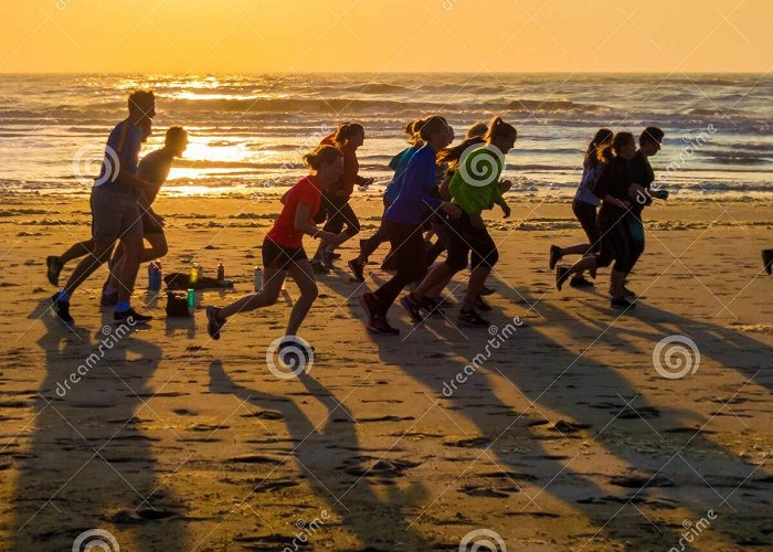 Kijkduin Sunset Running on the Beach Editorial Image - Image of beach ... photo