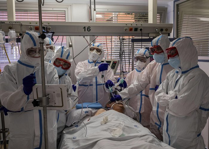 Ospedale San Filippo Neri As virus spikes, Europe runs low on ICU beds, hospital staff photo