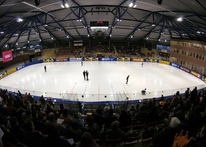 Silverdome Rechter oordeelt: Silverdome moet grote schaatsbaan openen ... photo