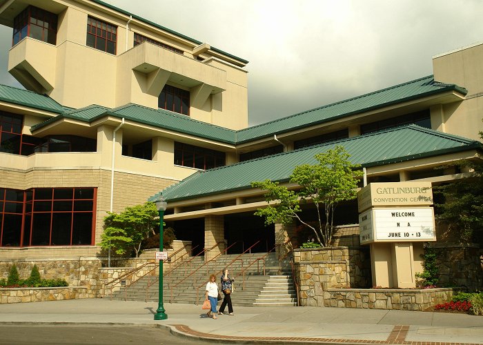 Gatlinburg Convention Center Vacation Homes near Gatlinburg Convention Center, Gatlinburg ... photo